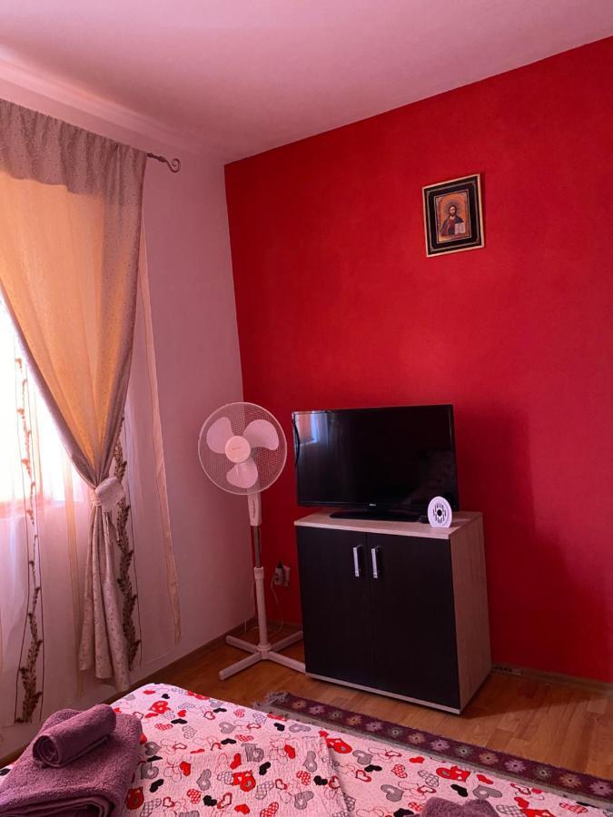 Apartament Ally'S Leilighet Orşova Eksteriør bilde